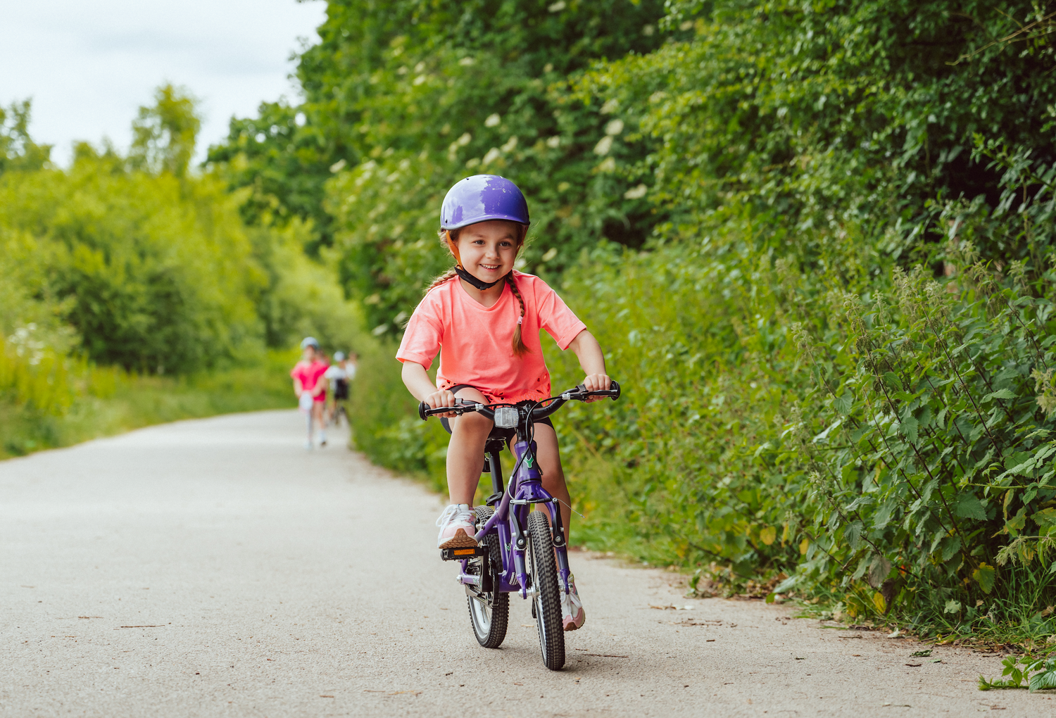 Kids' Cycling Safety: 10 Essential Tips for Parents
