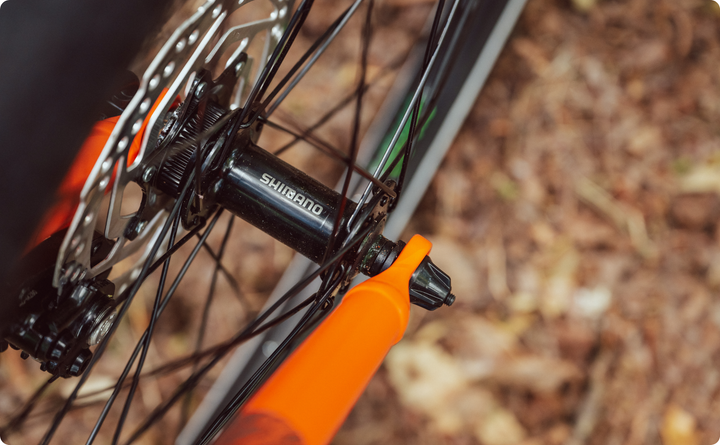 Sealed bearing hubs