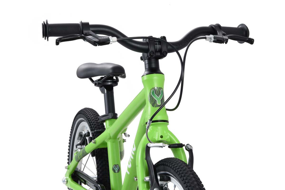 YOMO 16 inch kids bike in Green - lightweight children's bicycle